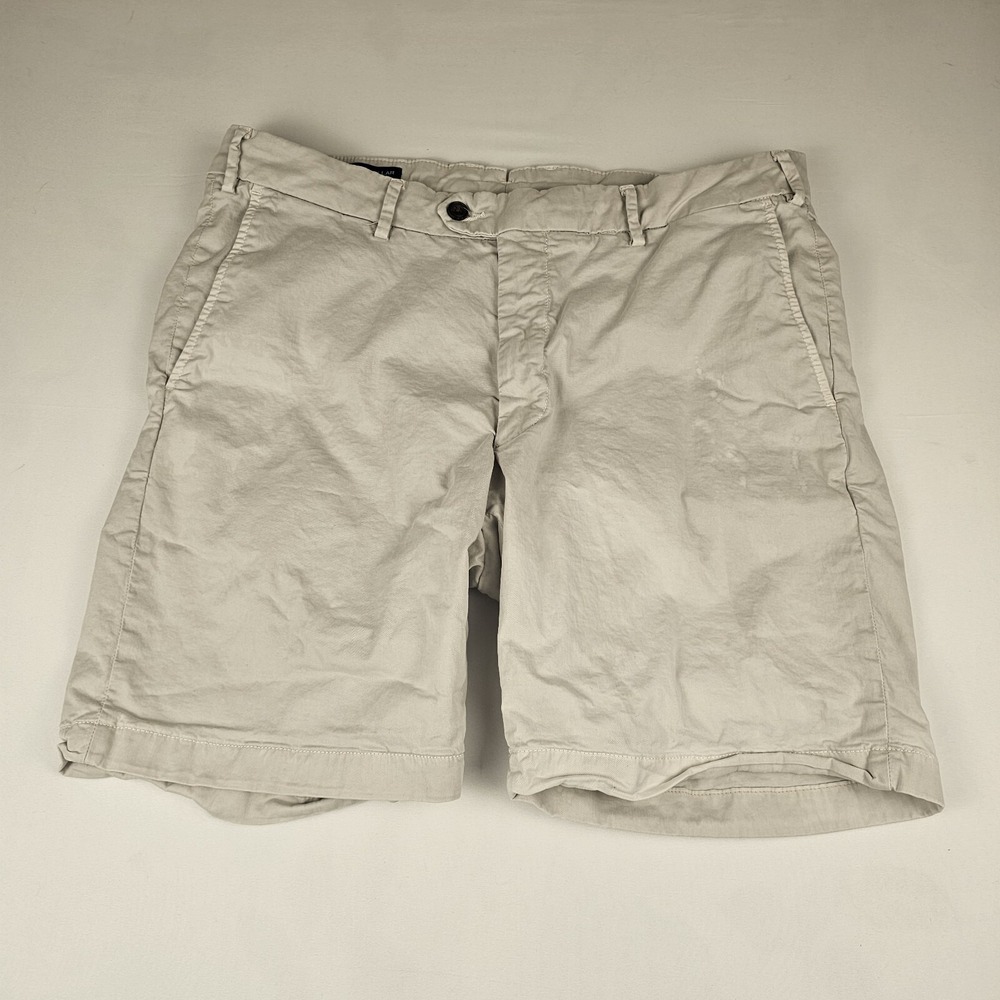Peter Millar Crown Crafted Golf Shorts Stone Garment Dyed Size 36 STAINED